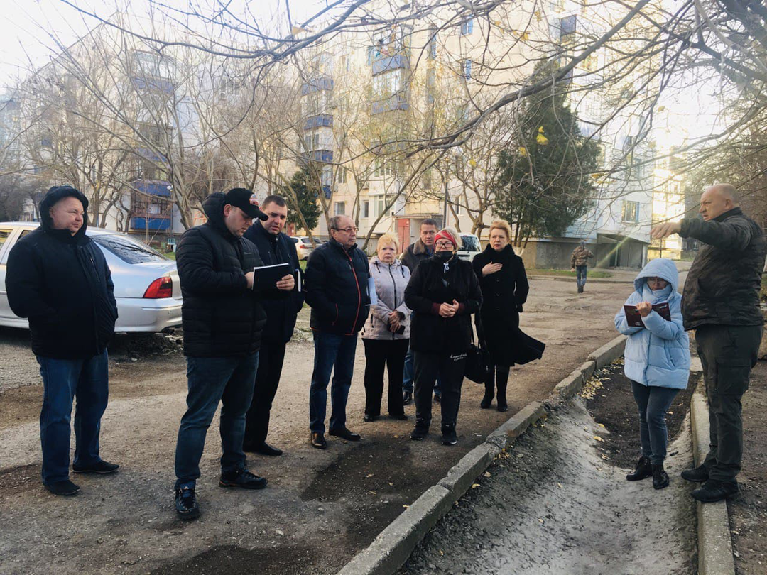 Семь выездных встреч по обращениям граждан провёл сегодня глава администрации города Святослав БРУСАКОВ